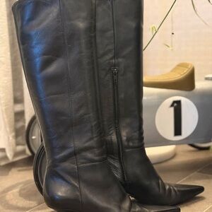 Elegant Black Leather Knee-High Boots